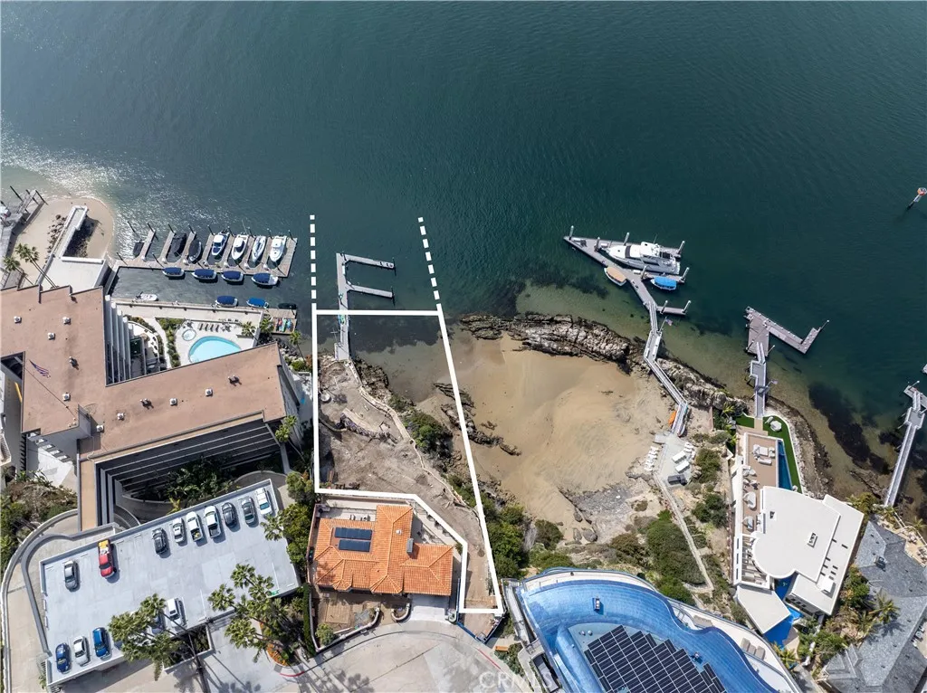 2495 Ocean Boulevard