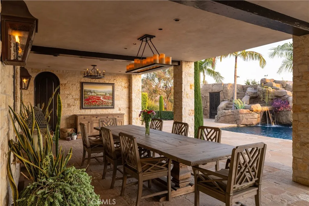 28481 Avenida La Mancha