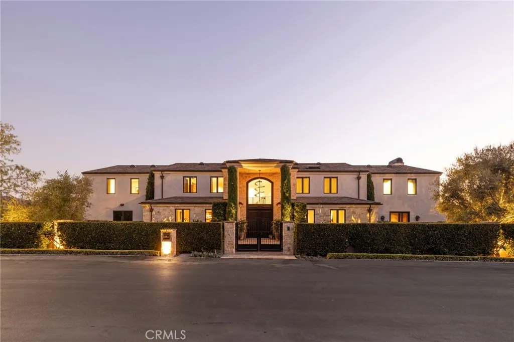 28481 Avenida La Mancha