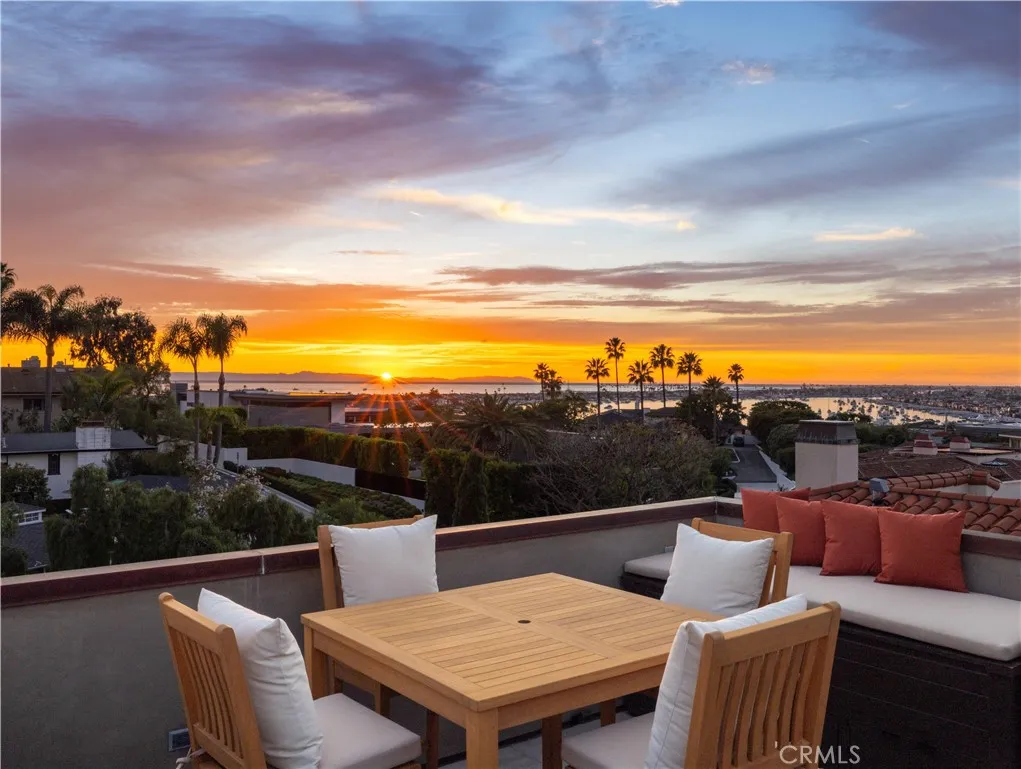 2204 Waterfront Drive