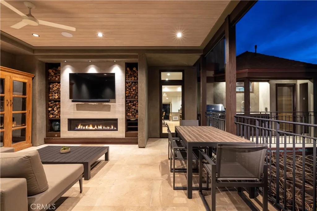 2204 Waterfront Drive