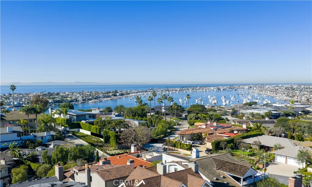 2204 Waterfront Drive