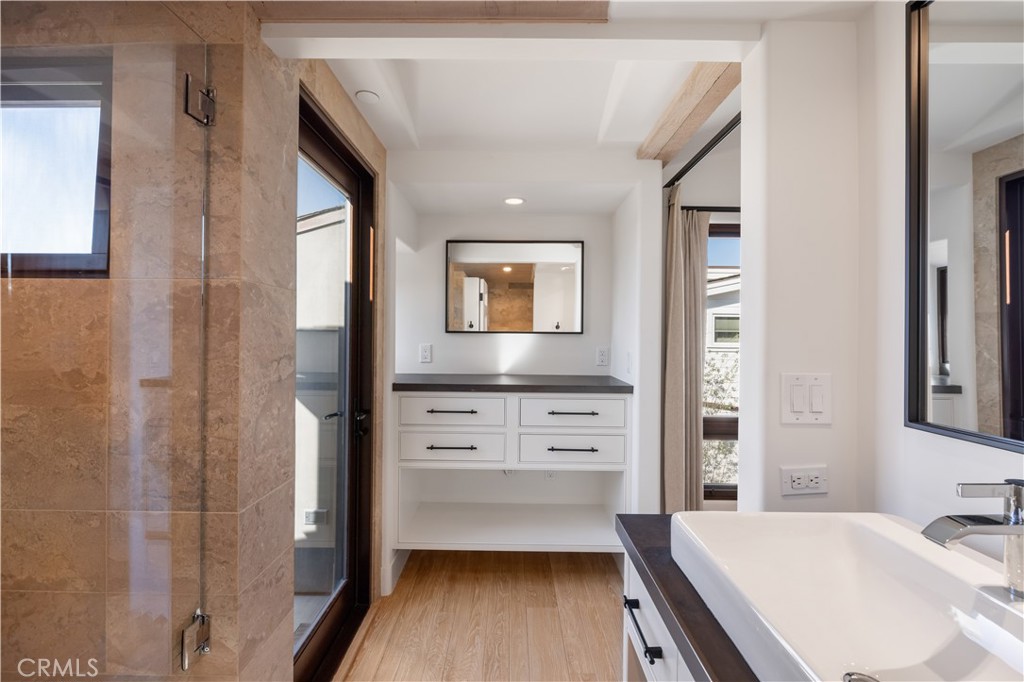 2204 Waterfront Drive