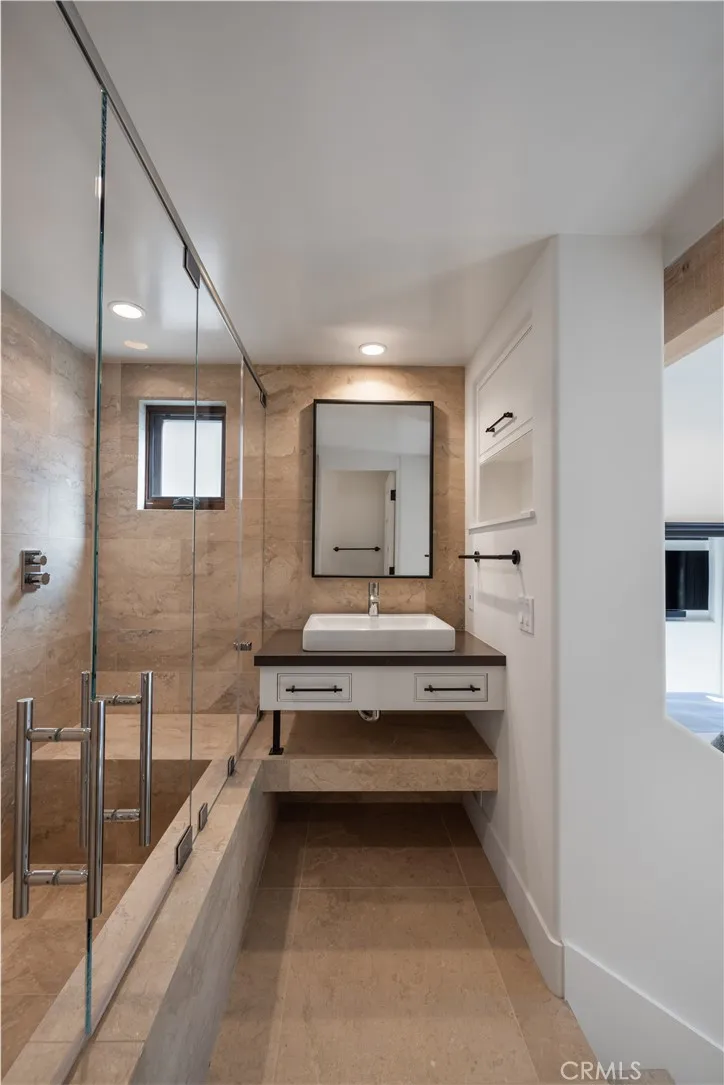 2204 Waterfront Drive