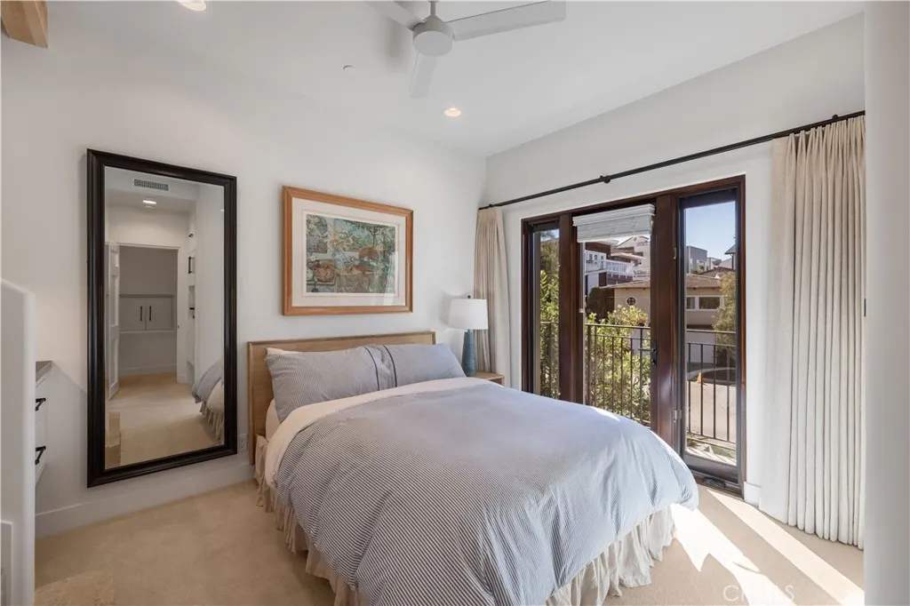 2204 Waterfront Drive