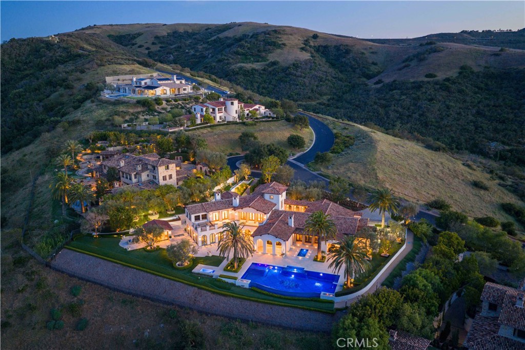 76 Golden Eagle Irvine Ca Us 92603 Np26116299
