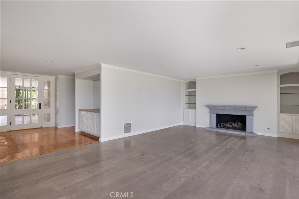 1061 Granville