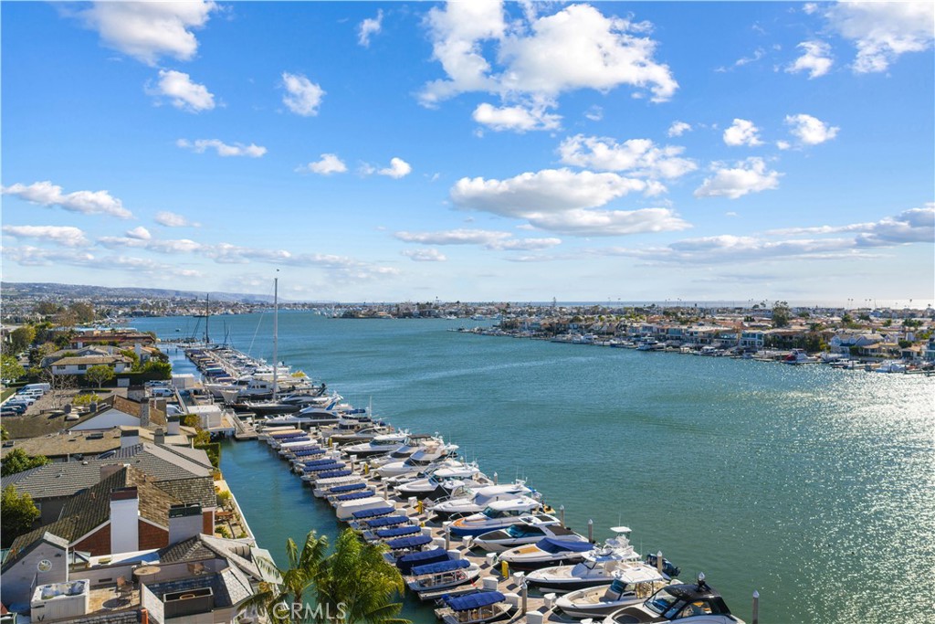2411 Bayshore