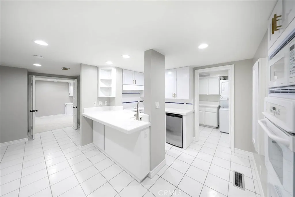 601 Lido Park Drive # 2B Unit: 2A & 2B