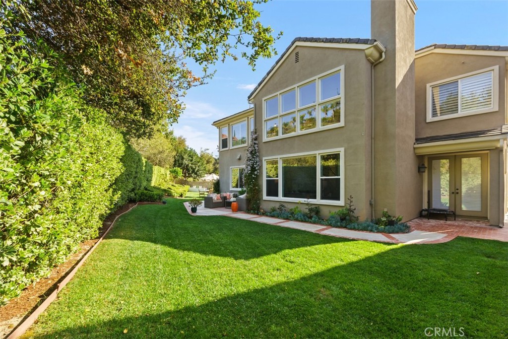 77 Charleston Lane