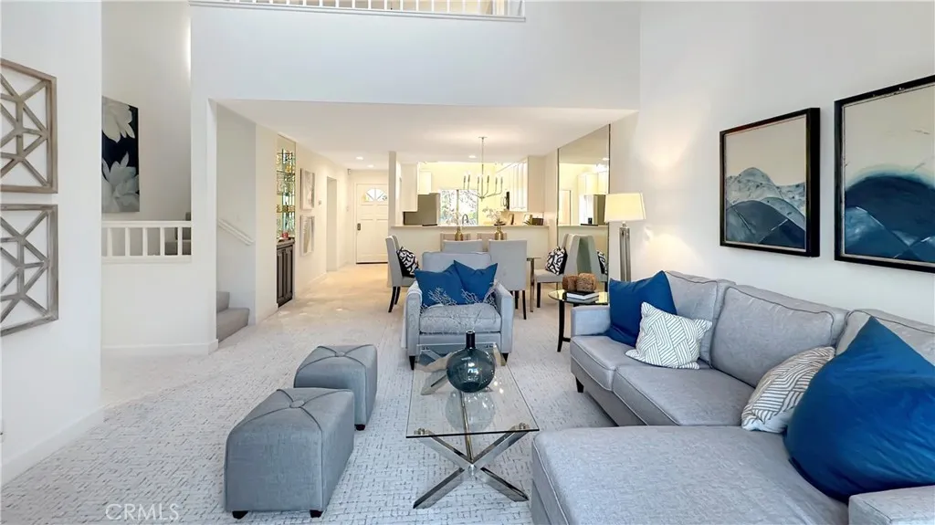 416 Villa Point Drive