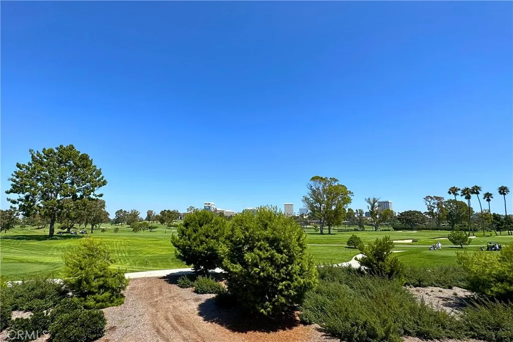 416 Villa Point Drive
