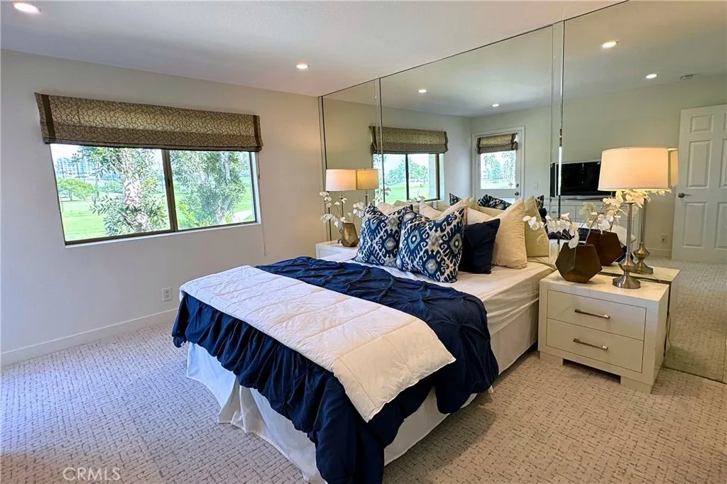 416 Villa Point Drive
