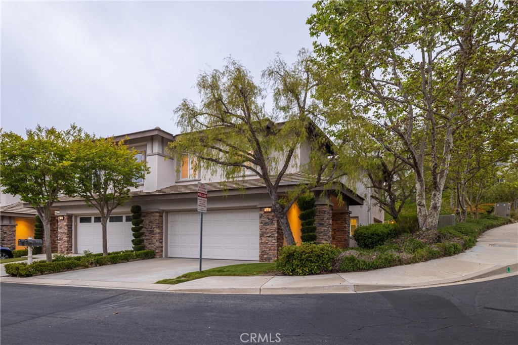 40 Brassie Lane