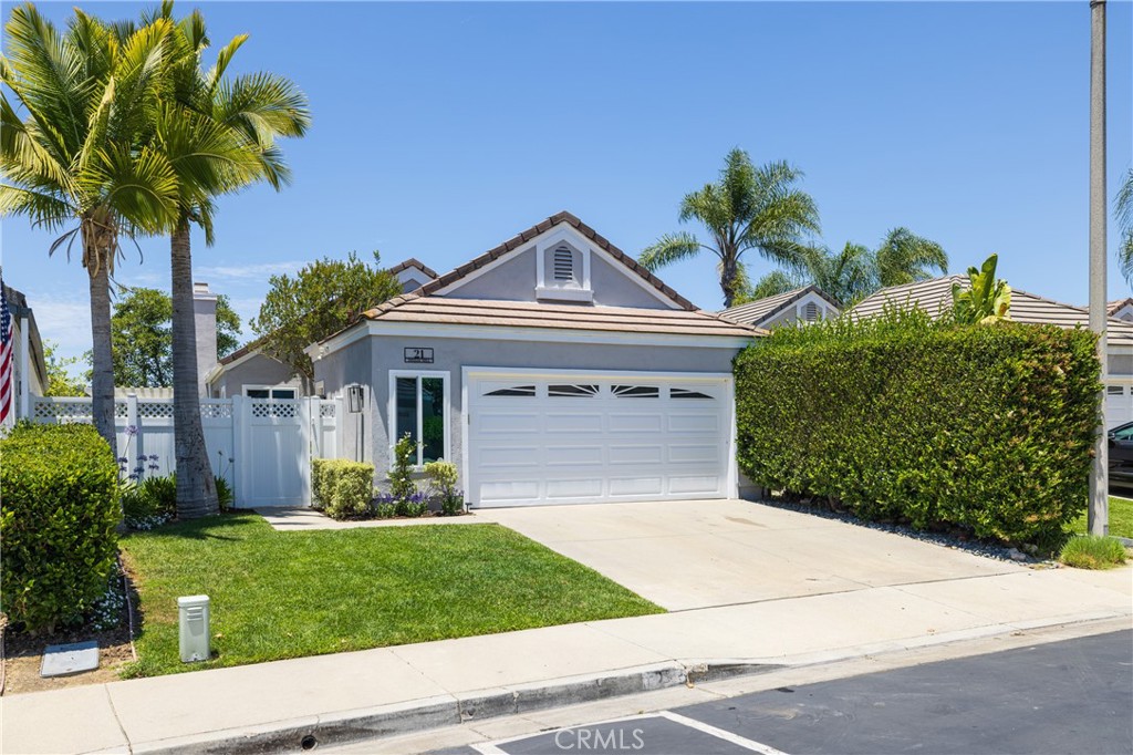21 Indian Hill Lane