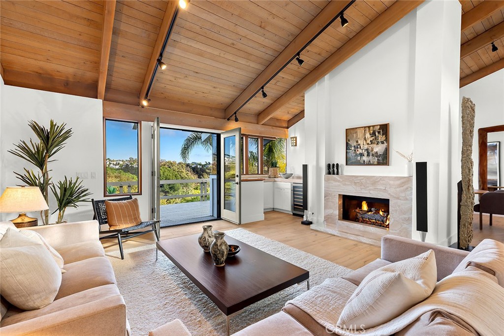 17 Morning Wood Drive