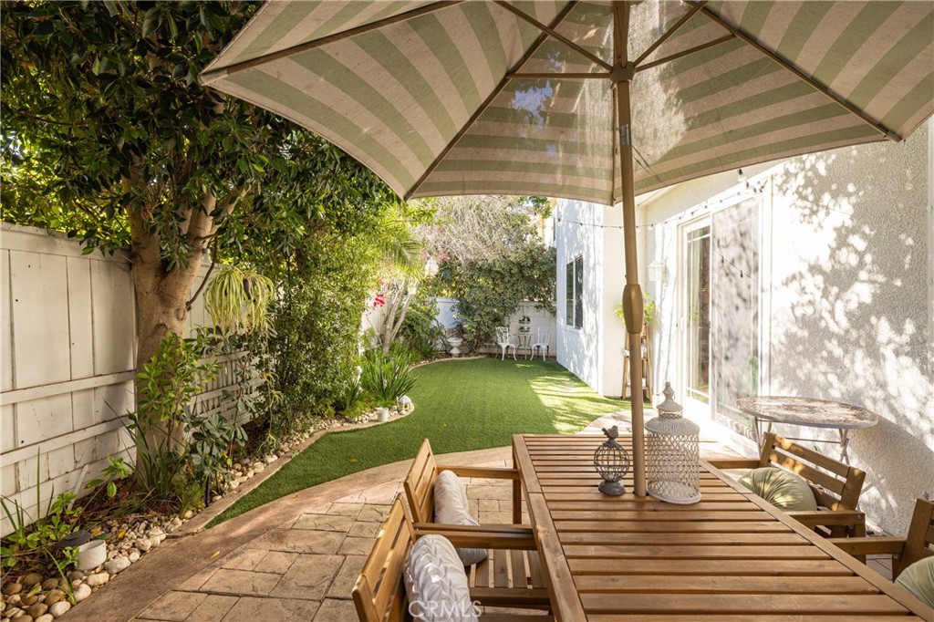 34 Radiance Lane