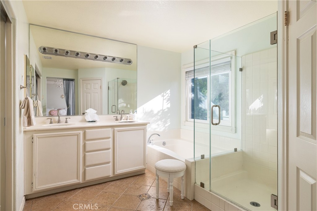 34 Radiance Lane