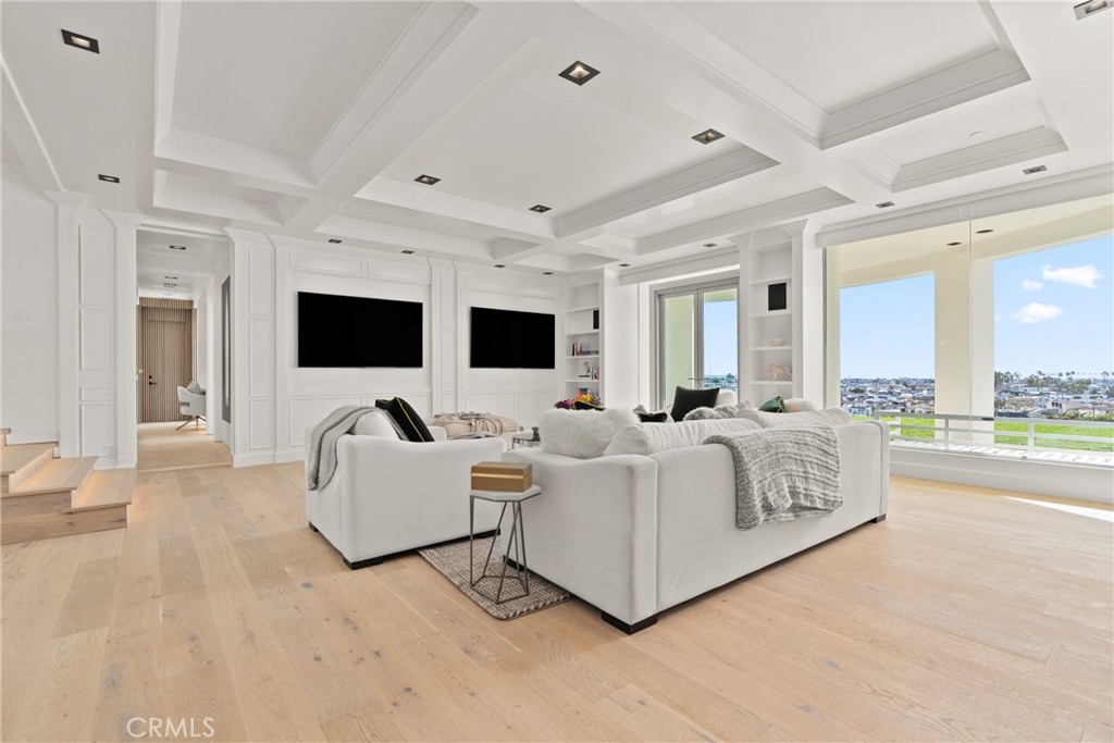 1409 Dolphin Terrace