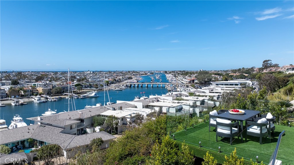 1409 Dolphin Terrace