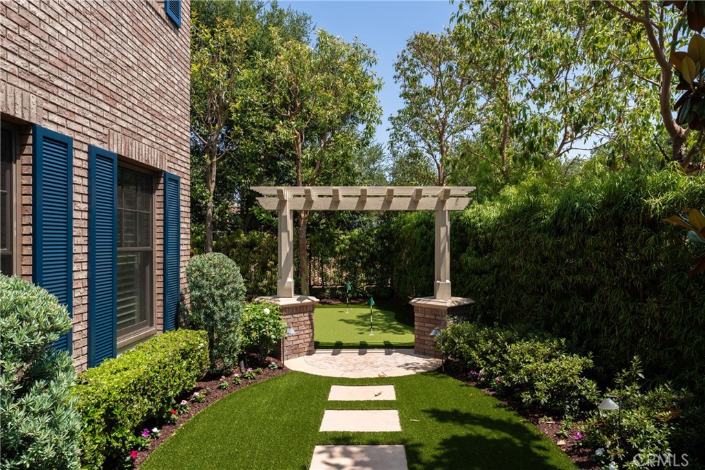 25 Flagstone