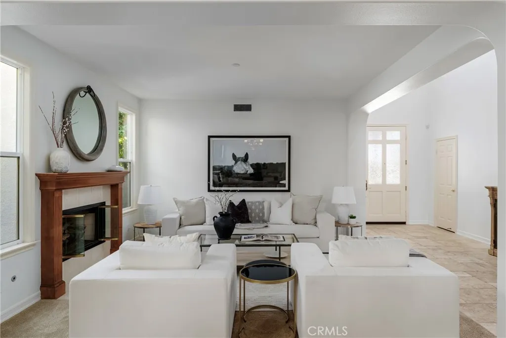 5 Douglass Drive