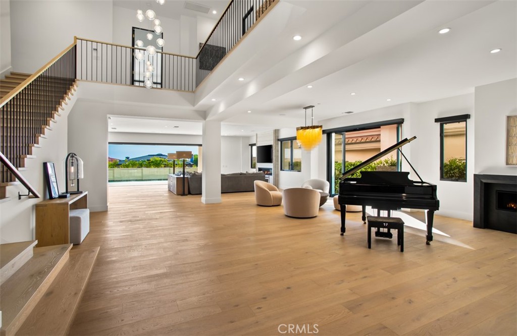 75 Ritz Cove Dr.