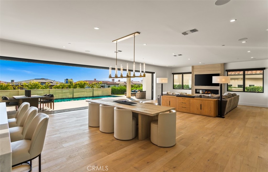 75 Ritz Cove Dr.