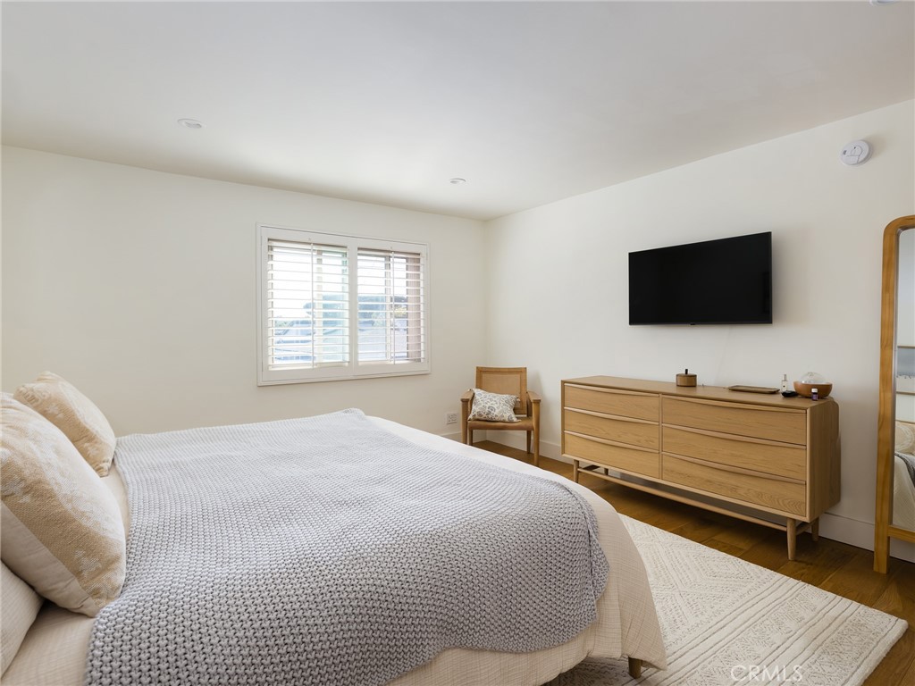 535 E Walnut Avenue A