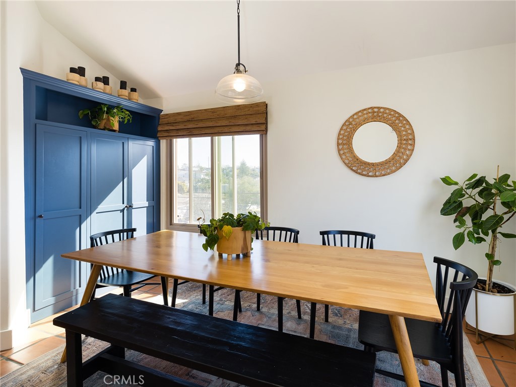 535 E Walnut Avenue A