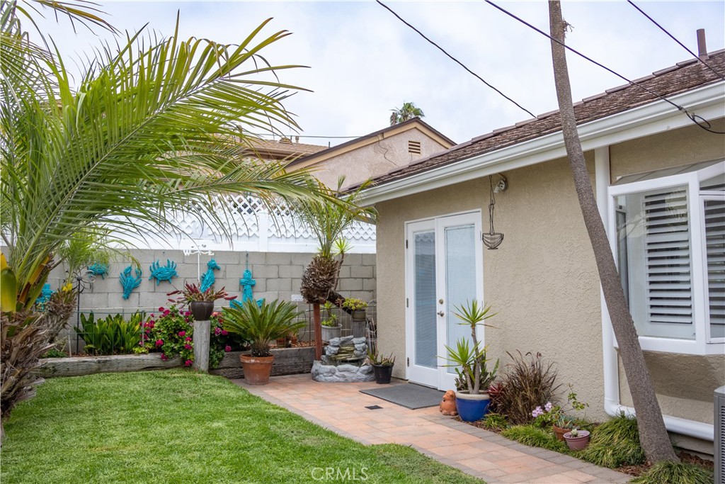 22427 Ellinwood Drive