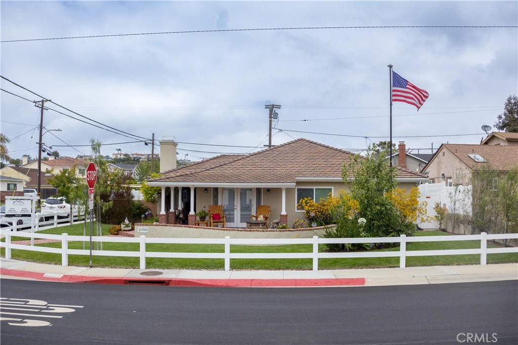 22427 Ellinwood Drive