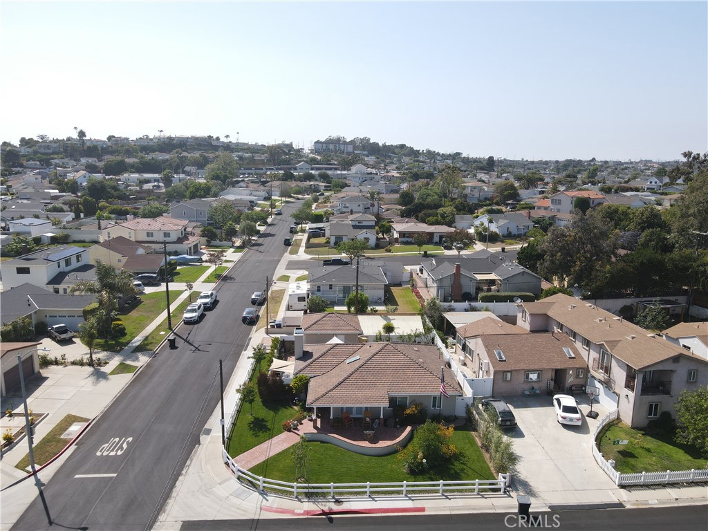 22427 Ellinwood Drive