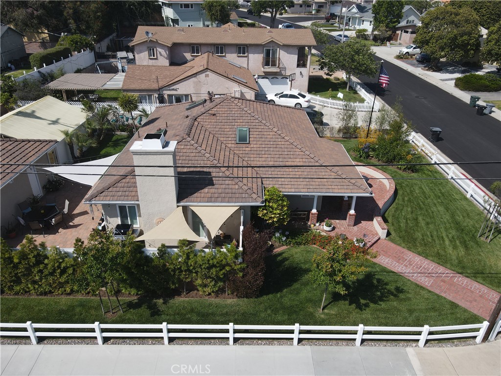 22427 Ellinwood Drive