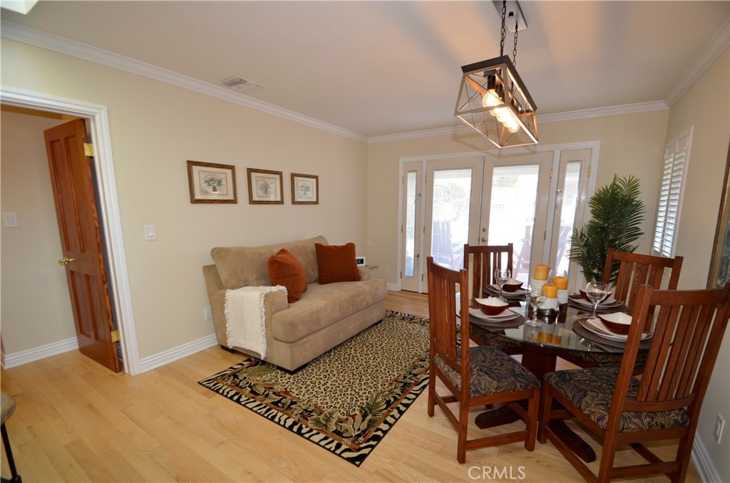 22427 Ellinwood Drive