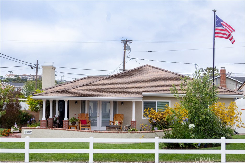 22427 Ellinwood Drive