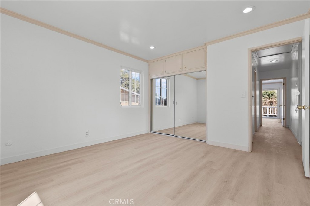 885 W Kendall Street