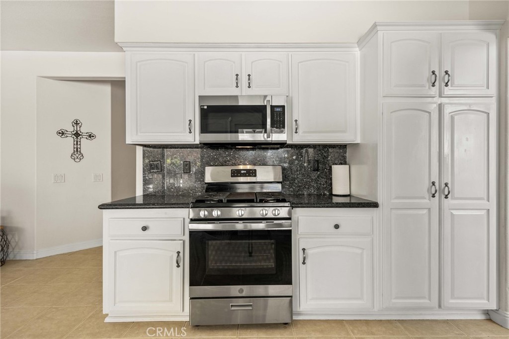 9370 Nickellaus Court