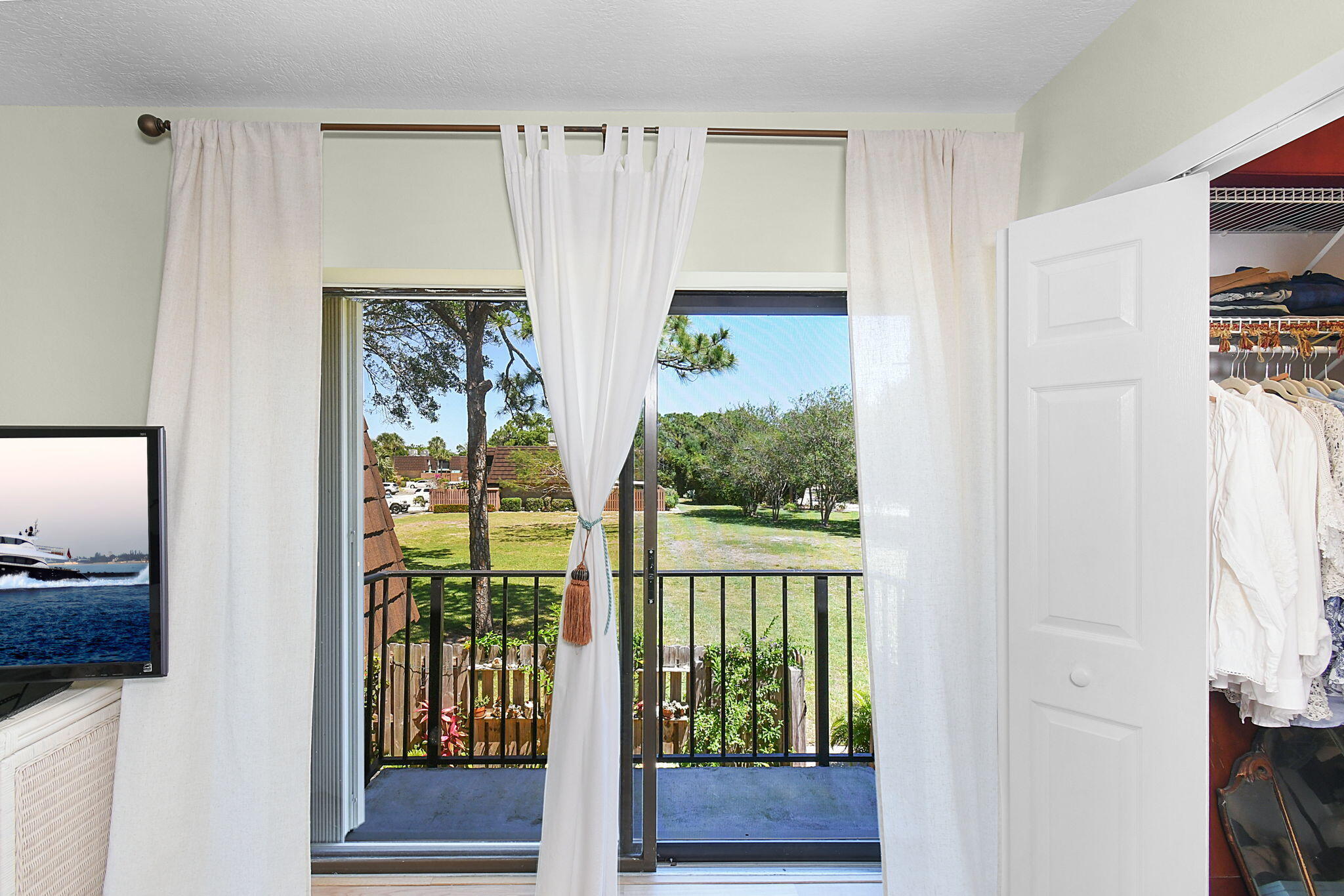 5716 SE Riverboat Drive 206