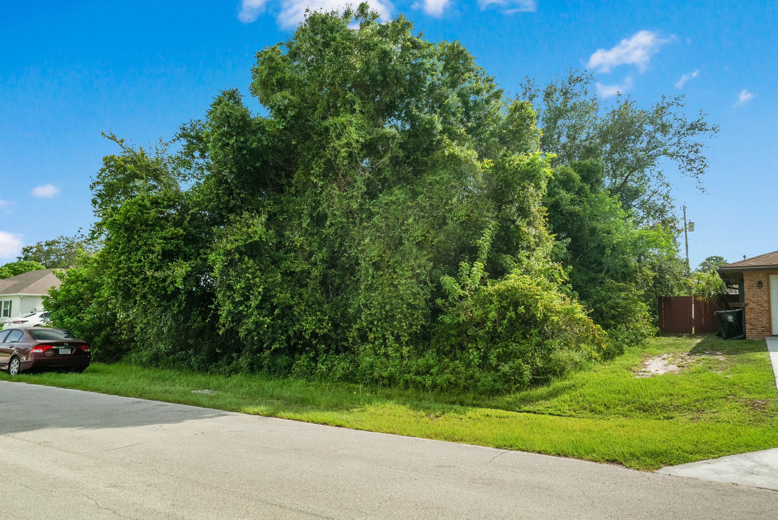 1914 SW Ember Street, Port St. Lucie
