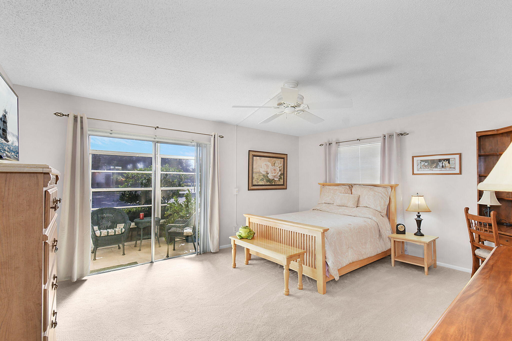 2600 SE Ocean Boulevard W5