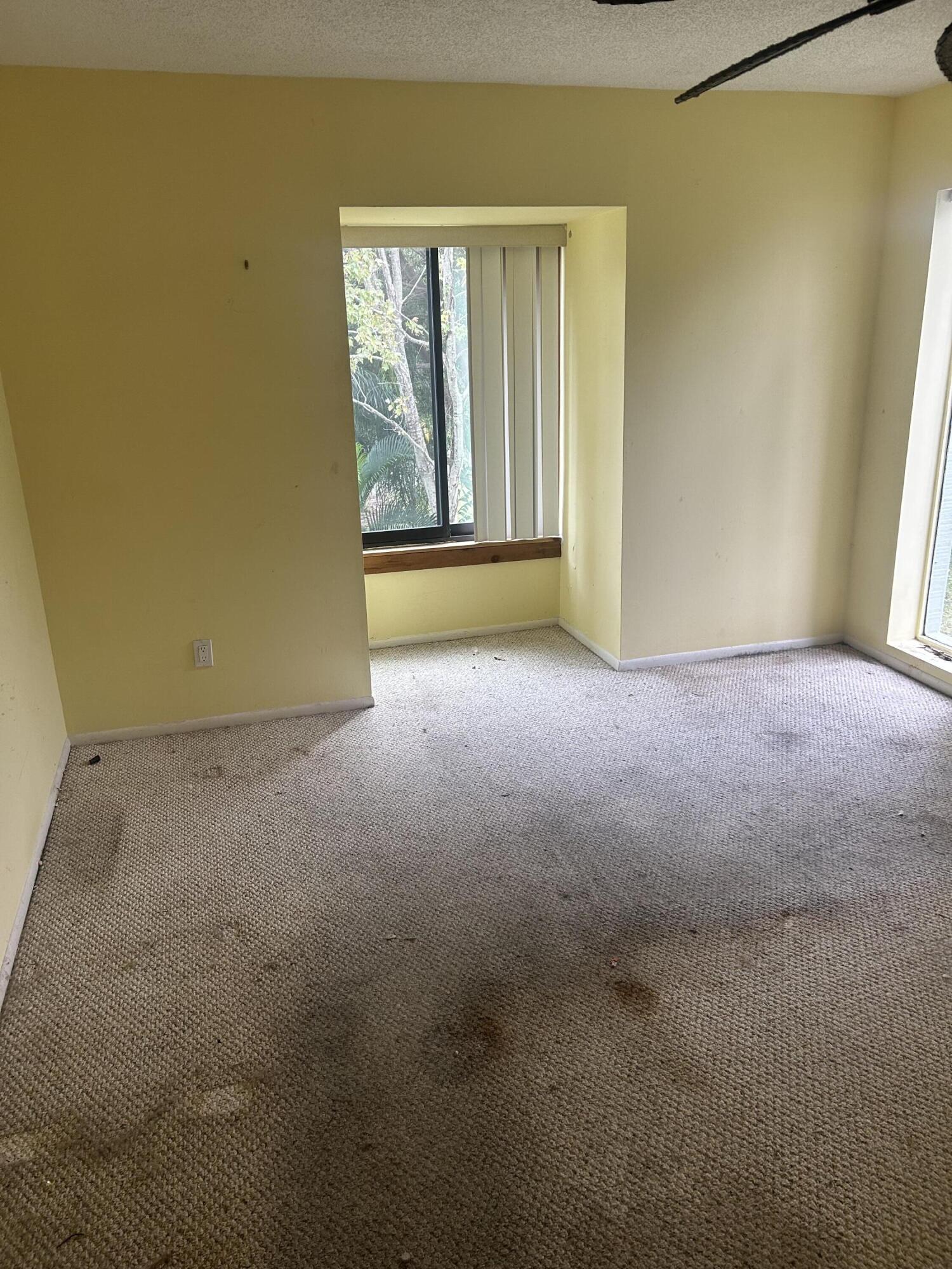 800 NW Fork Road 3-7