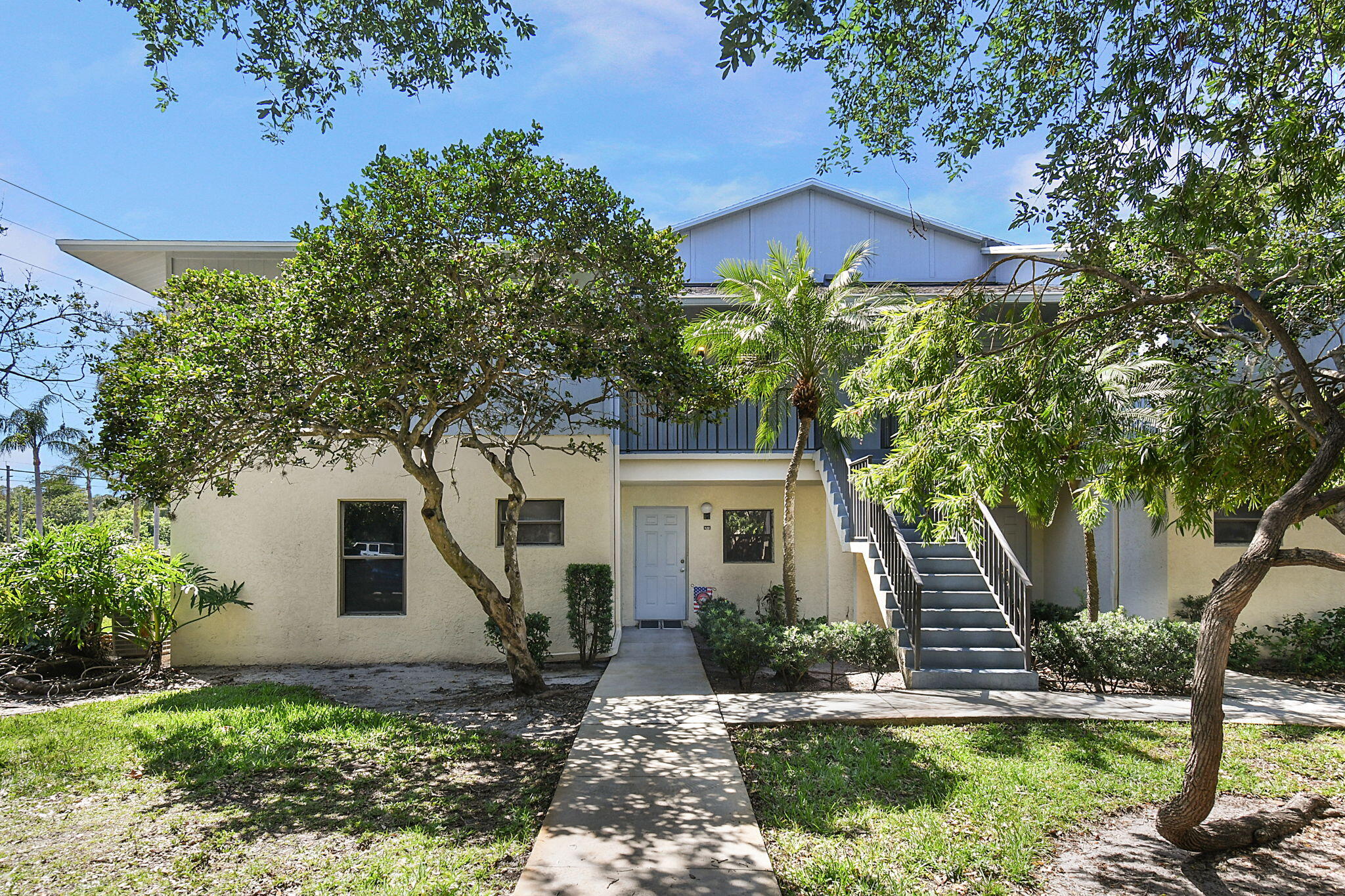 6551 SE Federal Highway 203