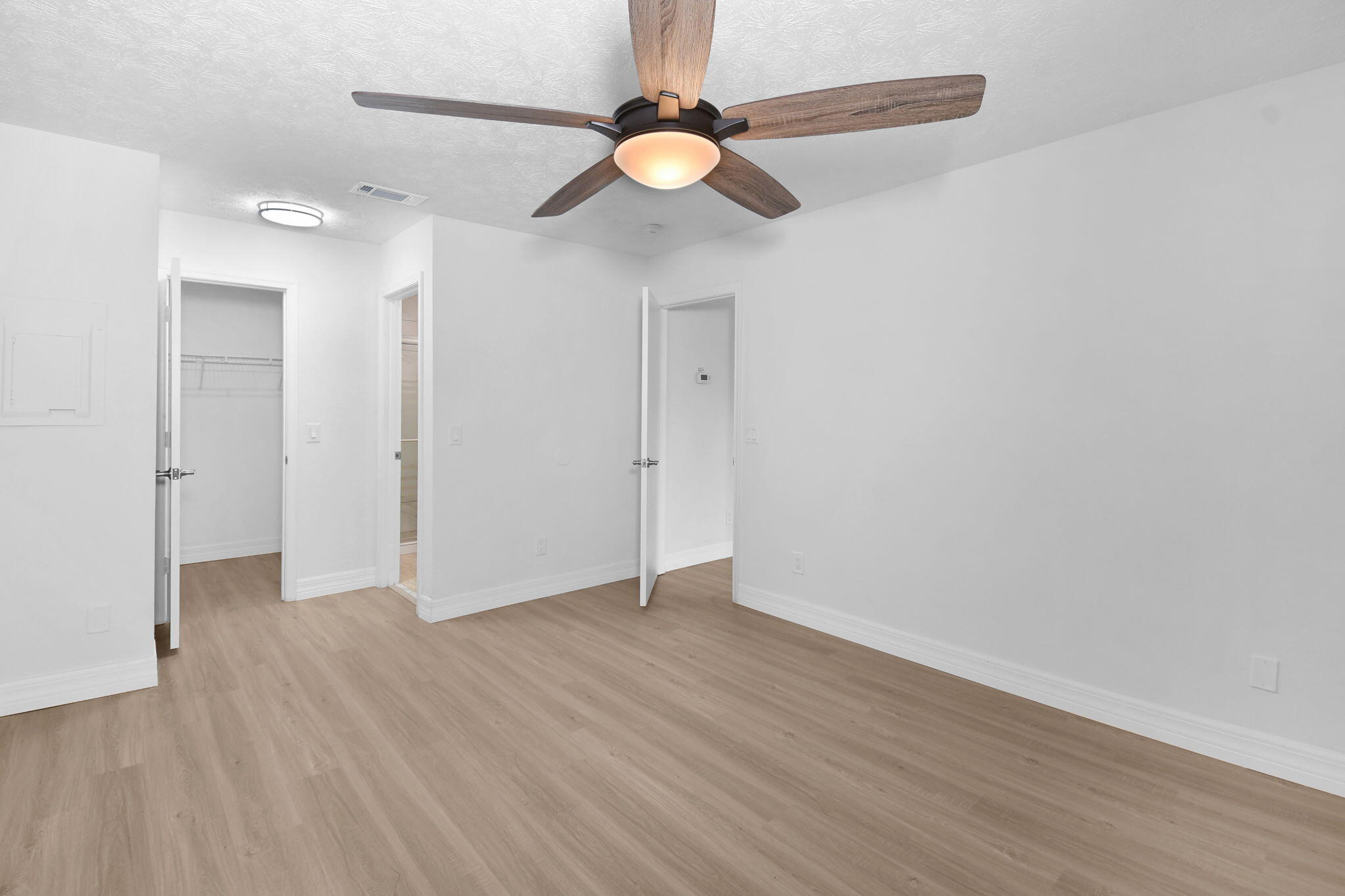 6551 SE Federal Highway 203