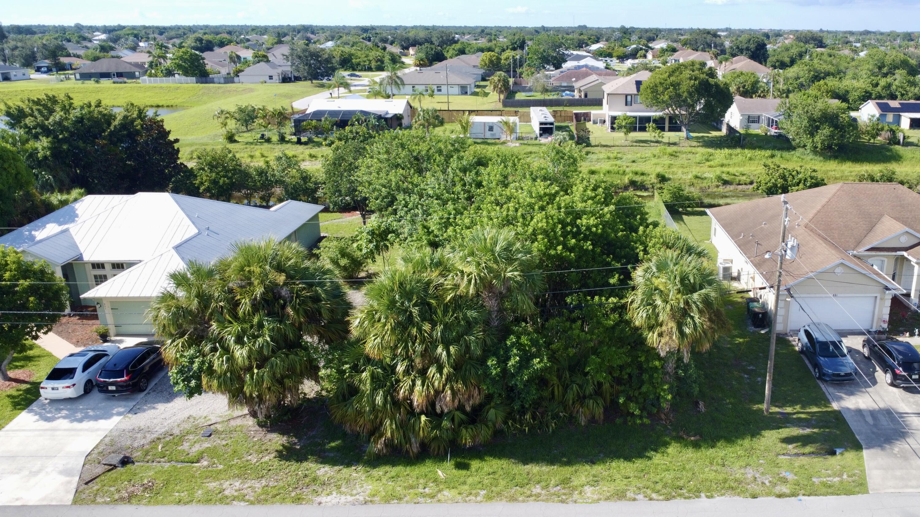 891 SW Idol Avenue, Port St. Lucie