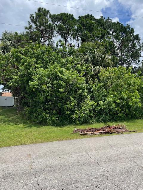 2225 SW Gray Beal Avenue, Port St. Lucie