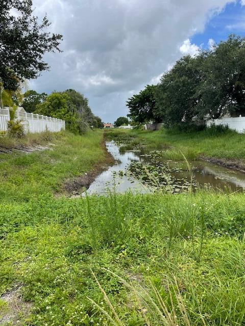2225 SW Gray Beal Avenue, Port St. Lucie