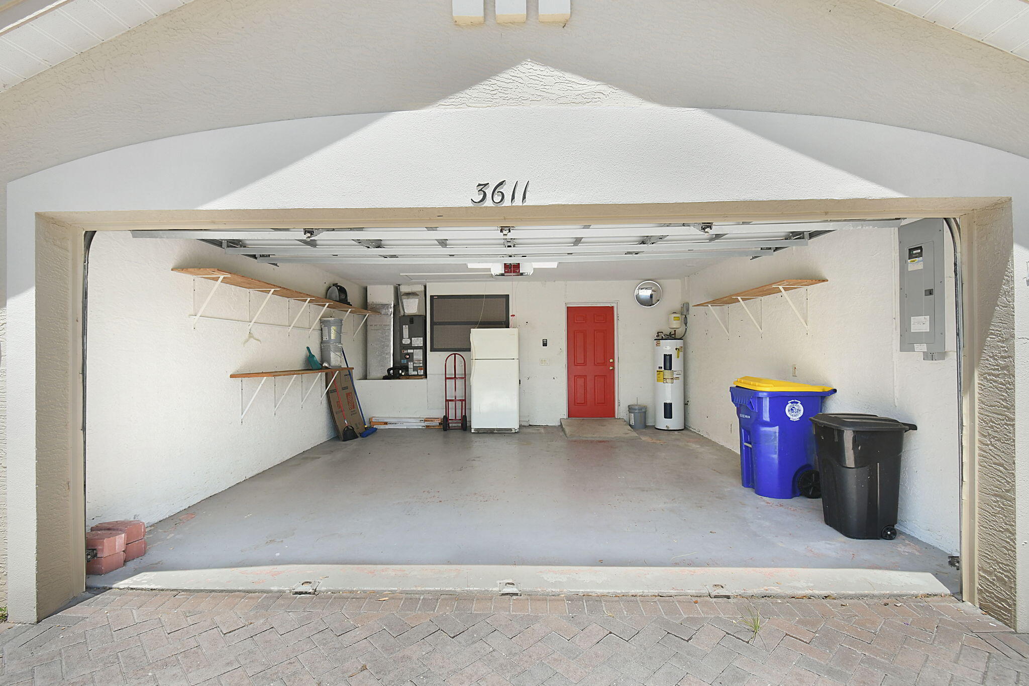 3611 NW Willow Creek Drive