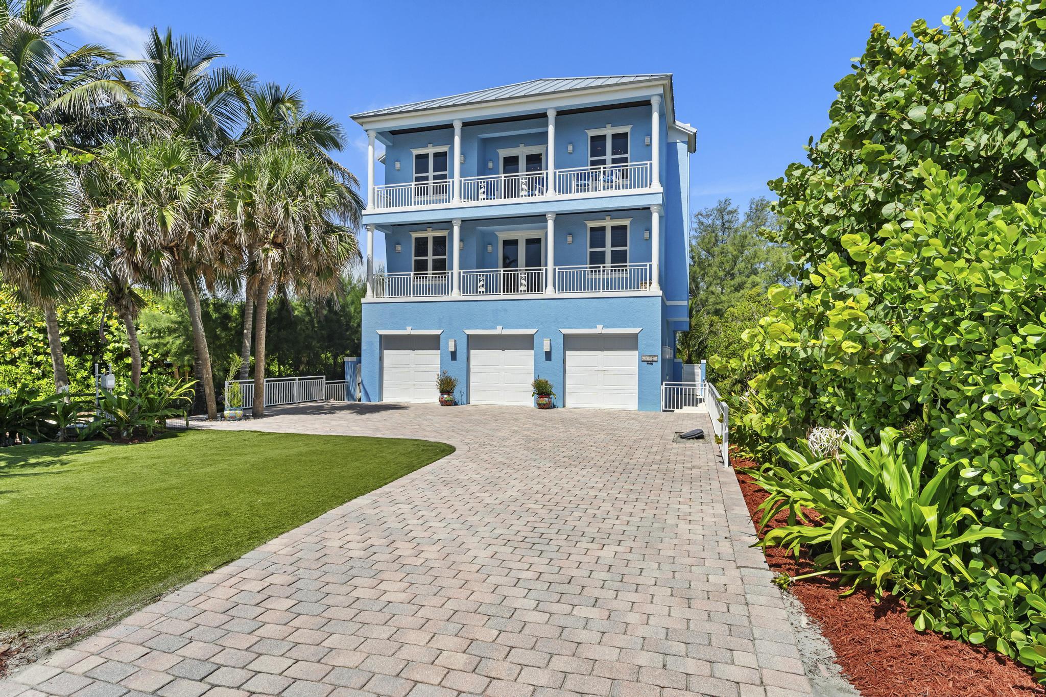 1334 SE Macarthur Boulevard