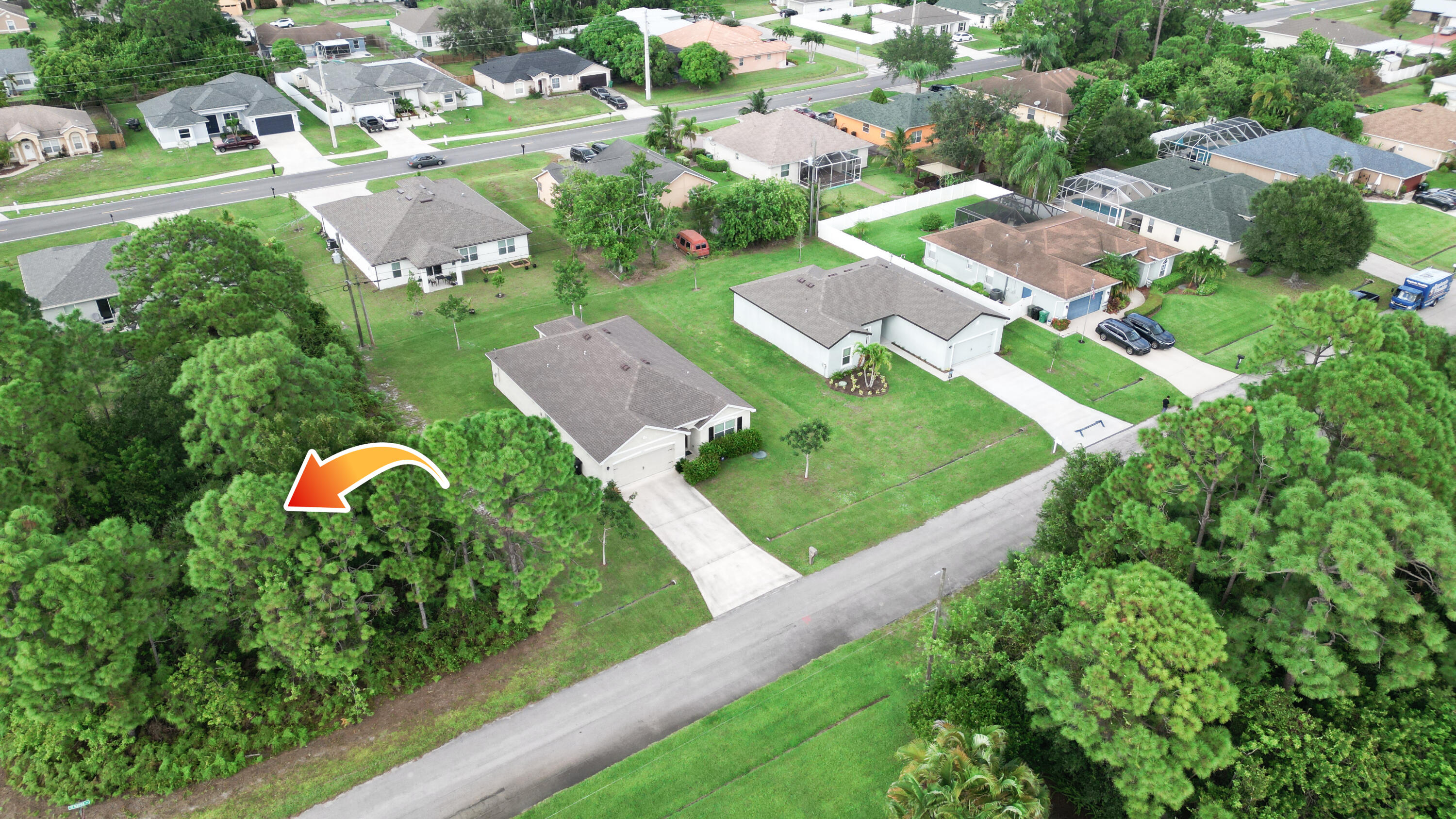 1281 SW Kapok Avenue, Port St. Lucie